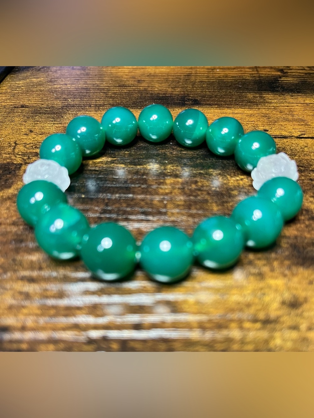 14mm Green Jade Bracelet with Clear Quartz Lotus Flowers - Picture 2 of 7
